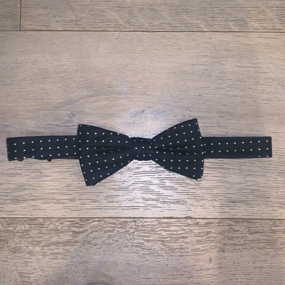 Men’s Black Polka Dot Print Bow-Tie